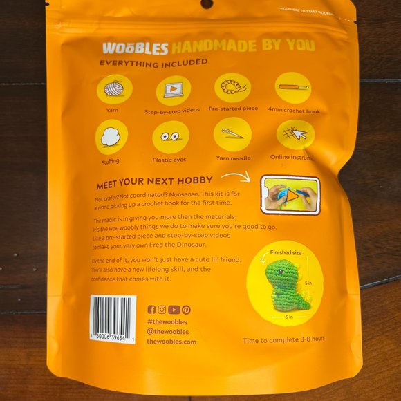 Fred the Dinosaur Beginner Crochet Kit - Picture 14 of 14